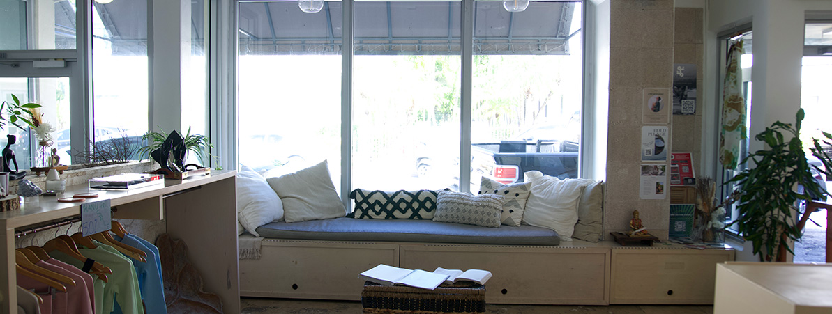 The lobby window seat looking onto Sixth Street
